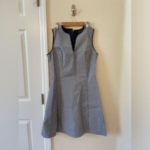 New Brooks Brothers dress, chess style ( white & black)